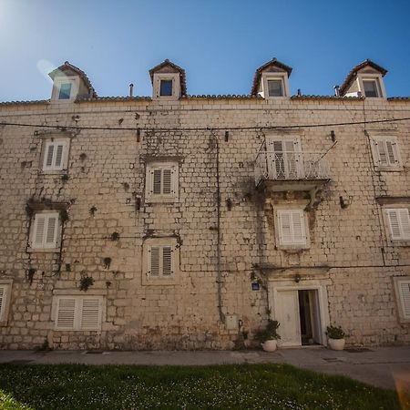 Top-Floor Apartment In Trogir Center Exterior photo
